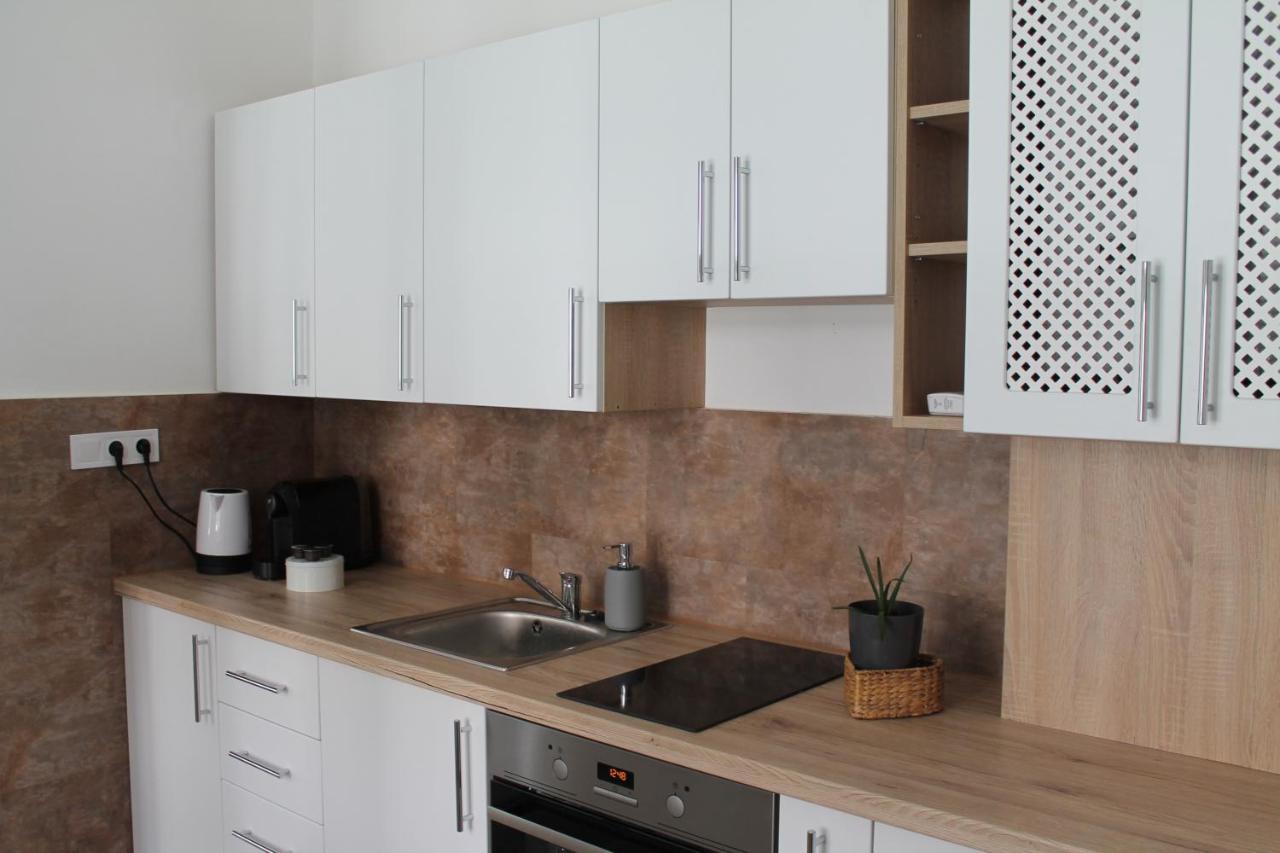 Zwinger Apartman Sopron Eksteriør bilde